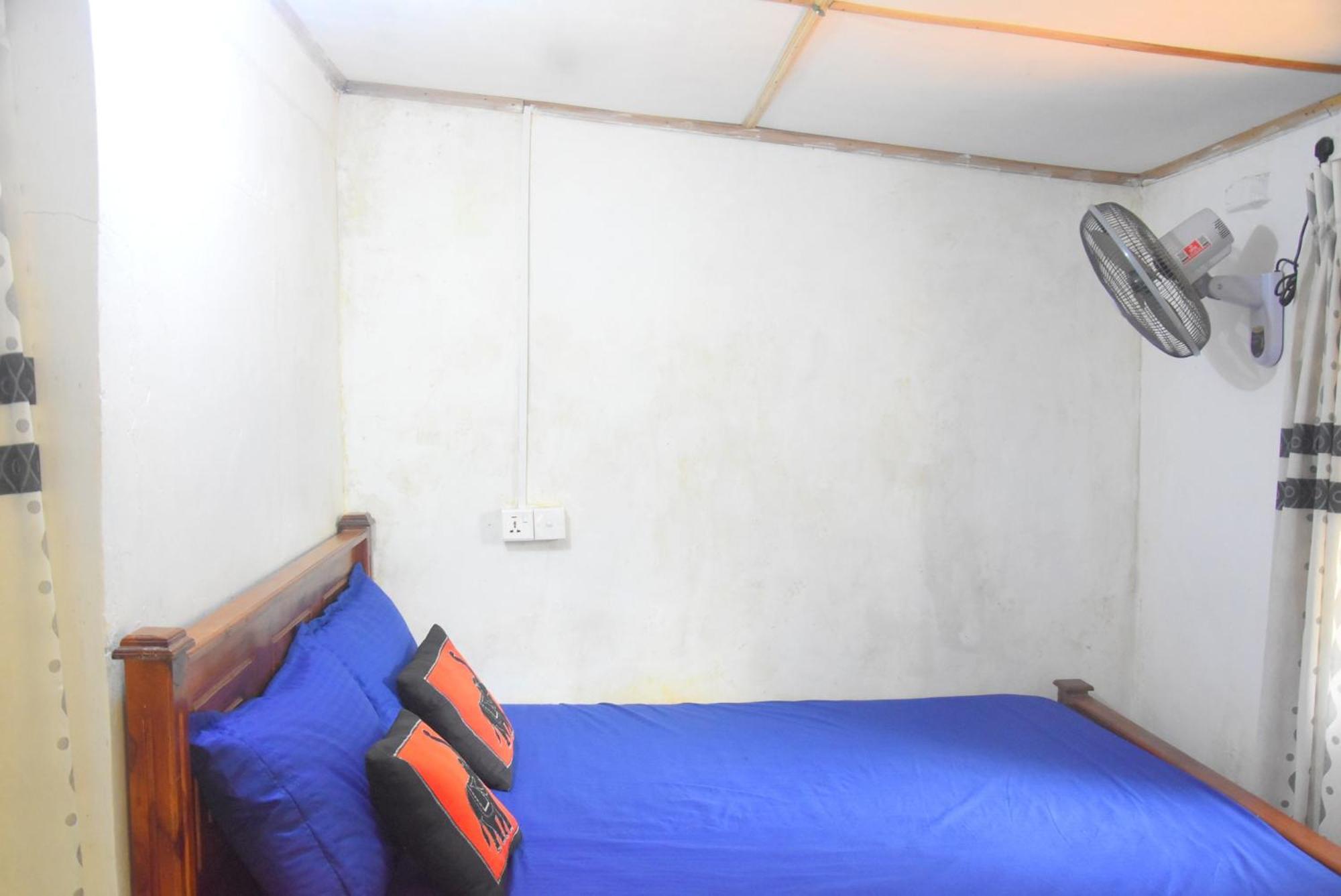 Meera Homestay & Guest House Anuradhapura Buitenkant foto