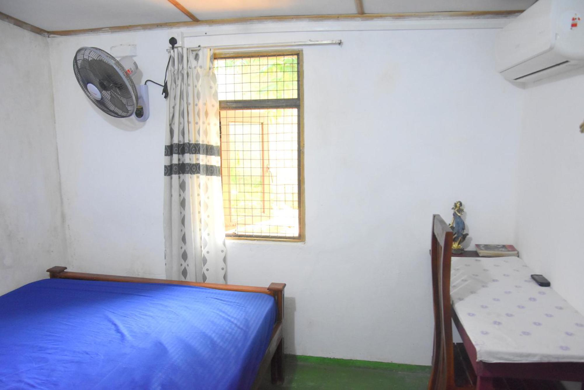Meera Homestay & Guest House Anuradhapura Buitenkant foto